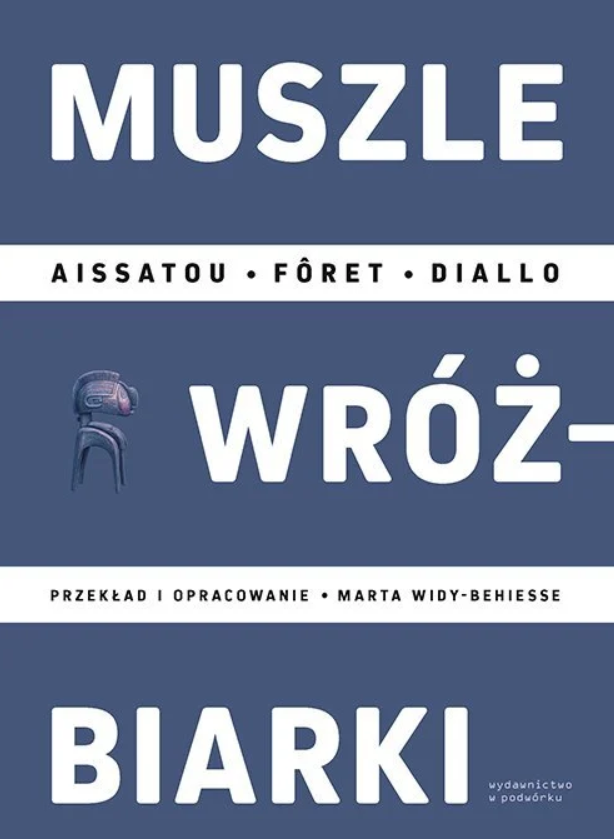 Okładka książki Aissatou Forêt Diallo pod tytułem „Muszle wróżbiarki”.